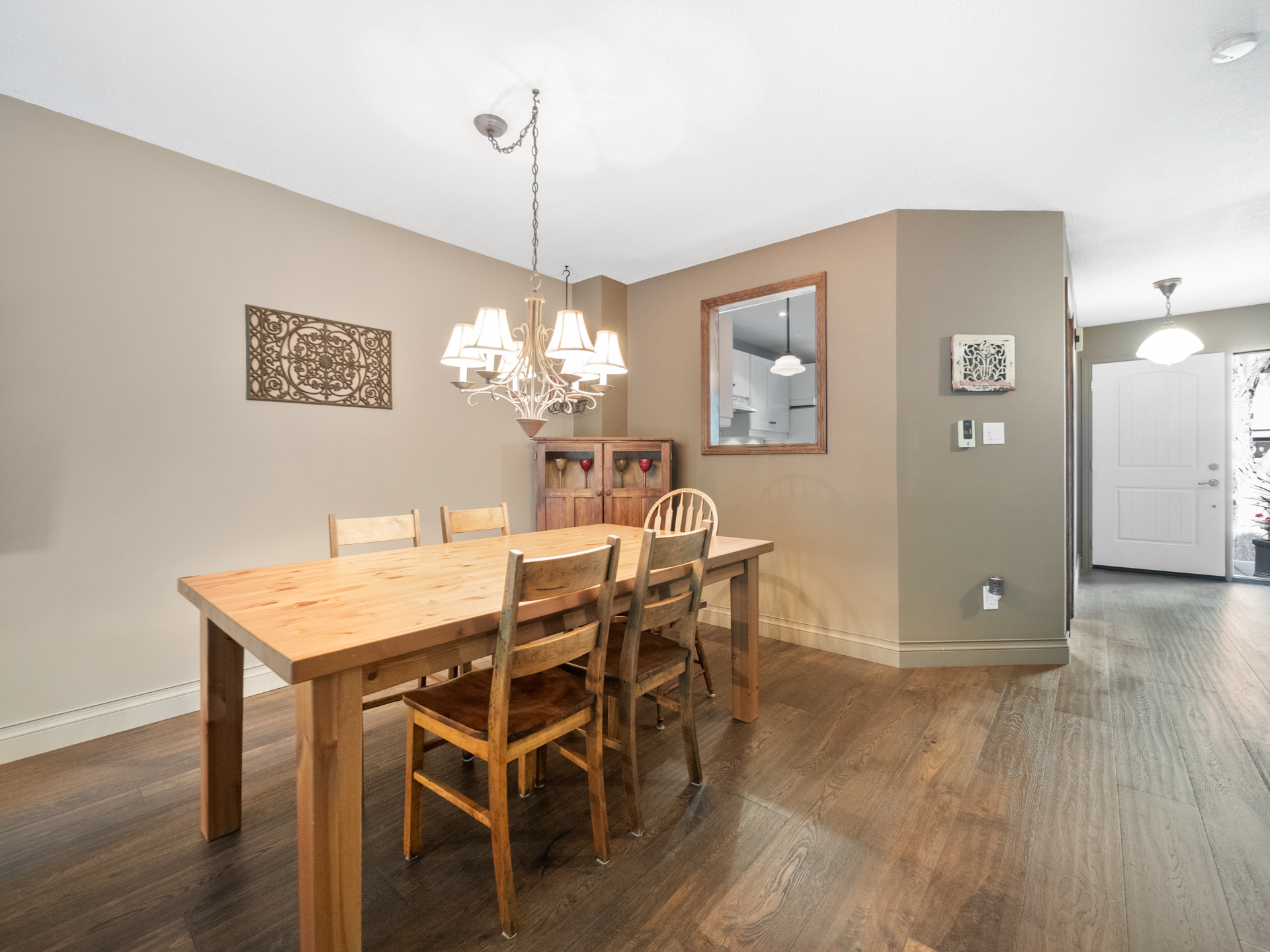 17-3122 Lakeshore Road West